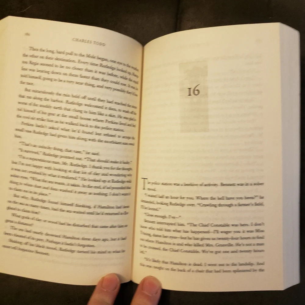 A False‎ Mirror by Charles Todd  Paperback
